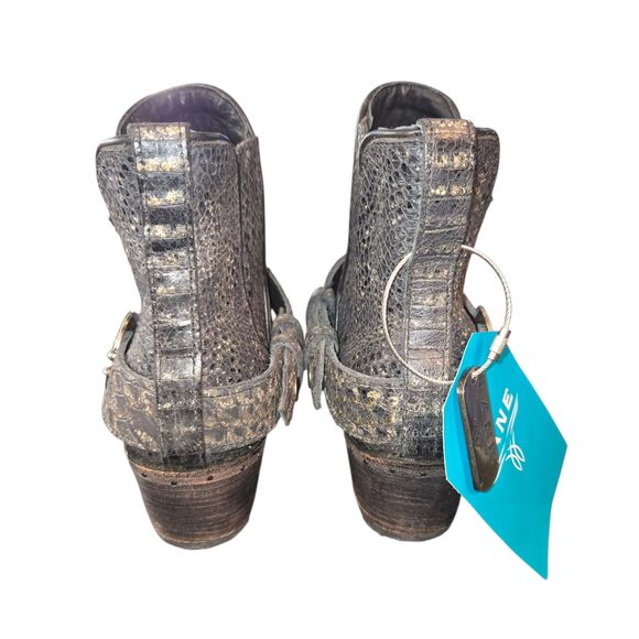 Lane NEW LB0470 Mattie Booties Size 7.5 Black Croc Embossed Leather Western - Picture 4 of 15